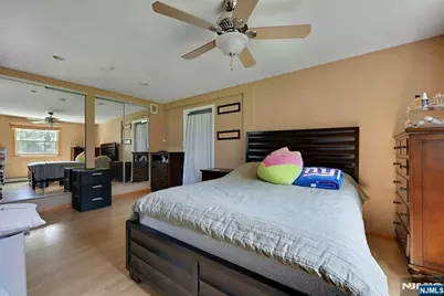 340 Graphic, New Milford, NJ 07646 - Photo 39