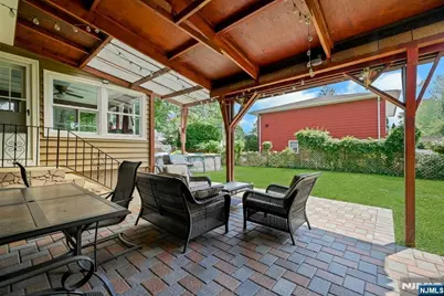 340 Graphic, New Milford, NJ 07646 - Photo 41
