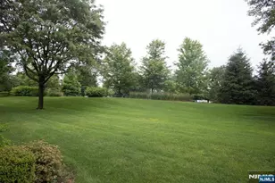 443 Hartford Dr 4044, Nutley, NJ 07110 - Photo 31