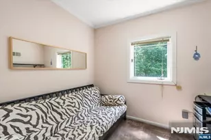 512 Fairidge Terrace, Teaneck Township, NJ 07666 - Photo 19
