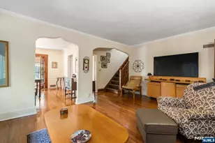 512 Fairidge Terrace, Teaneck Township, NJ 07666 - Photo 5