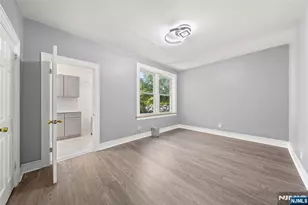 218 Broad Ave 3C, Leonia, NJ 07605 - Photo 9
