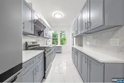 218 Broad Avenue 3C #3C, Leonia, NJ 07605 - Photo 3