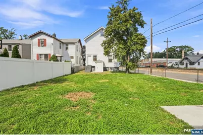 159 Berdan Place, Hackensack, NJ 07601 - Photo 21