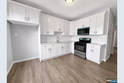 227 Patterson Street 2F #2F, Harrison, NJ 07029 - Photo 11