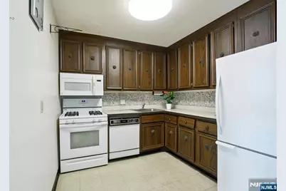 555 North Avenue 25K #25K, Fort Lee, NJ 07024 - Photo 11