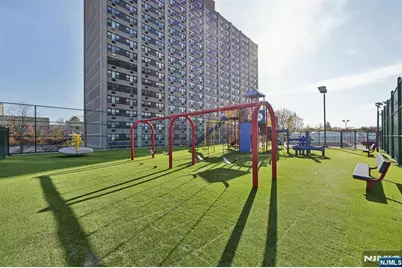 555 North Avenue 25K #25K, Fort Lee, NJ 07024 - Photo 35