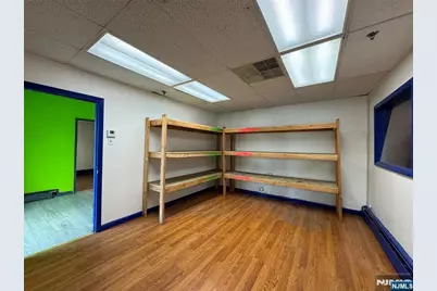 163 Shaw Avenue E&amp;f #E&amp;F, Irvington, NJ 07111 - Photo 5
