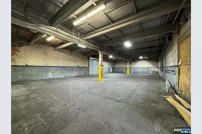163 Shaw Avenue E&amp;f #E&amp;F, Irvington, NJ 07111 - Photo 3
