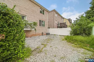 26 E Washington Pl B, Palisades Park, NJ 07650 - Photo 19