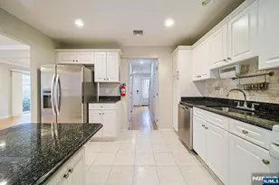 26 E Washington Pl B, Palisades Park, NJ 07650 - Photo 7