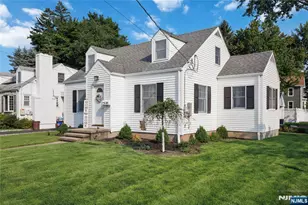 22 First St, Mahwah, NJ 07430 - Photo 3