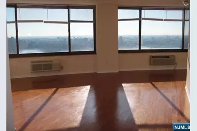 100 Old Palisade Road 3605 #3605, Fort Lee, NJ 07024 - Photo 5
