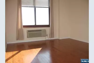 100 Old Palisade Road 3605 #3605, Fort Lee, NJ 07024 - Photo 17