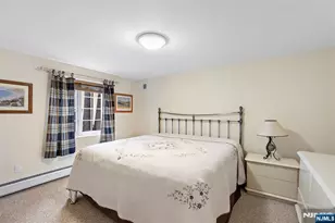 546 Art Ln, Ridgefield, NJ 07657 - Photo 31