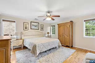 546 Art Ln, Ridgefield, NJ 07657 - Photo 1