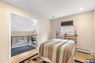 546 Art Ln, Ridgefield, NJ 07657 - Photo 5