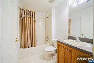604 Turlington Ct 234, Livingston, NJ 07039 - Photo 31