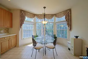 604 Turlington Ct 234, Livingston, NJ 07039 - Photo 17
