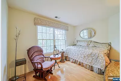 604 Turlington Court 234 #234, Livingston, NJ 07039 - Photo 29