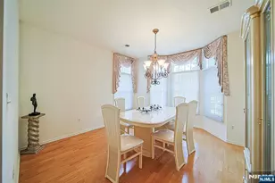 604 Turlington Ct 234, Livingston, NJ 07039 - Photo 15