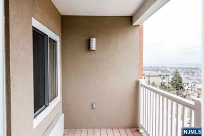 411 E Brinkerhoff Avenue 105 #105, Palisades Park, NJ 07650 - Photo 15