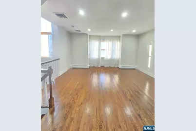 150 English Street, Fort Lee, NJ 07024 - Photo 11