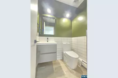 150 English Street, Fort Lee, NJ 07024 - Photo 17