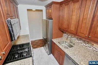 25 Jefferson Street 6D #6D, Hackensack, NJ 07601 - Photo 7