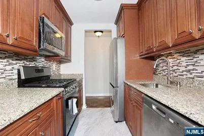 25 Jefferson Street 6D #6D, Hackensack, NJ 07601 - Photo 5