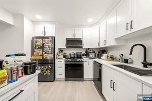 1420 Westgate Dr 8109, Fort Lee, NJ 07024 - Photo 9