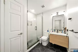 1420 Westgate Dr 8109, Fort Lee, NJ 07024 - Photo 13