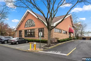 1420 Westgate Dr 8109, Fort Lee, NJ 07024 - Photo 15