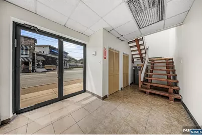 301 Hoboken Road 2nd Floor #2nd Floor, Carlstadt, NJ 07072 - Photo 3
