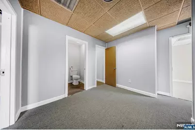 301 Hoboken Road 2nd Floor #2nd Floor, Carlstadt, NJ 07072 - Photo 7