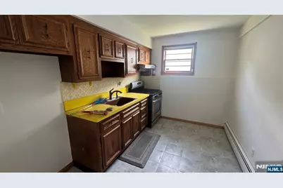 566 Anderson Avenue, Wood Ridge, NJ 07075 - Photo 29