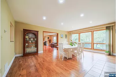 728 Lancaster Road, Ridgefield, NJ 07657 - Photo 13