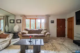 728 Lancaster Rd, Ridgefield, NJ 07657 - Photo 9