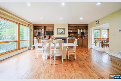 728 Lancaster Road, Ridgefield, NJ 07657 - Photo 11