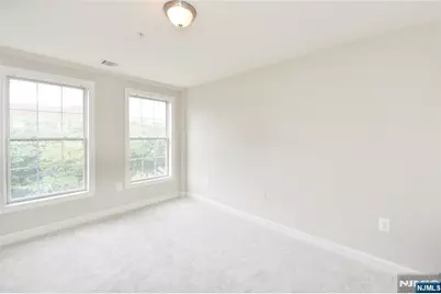 54 Polifly Road 409 #409, Hackensack, NJ 07601 - Photo 9