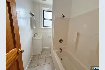 94 Munn Avenue 47 #47, East Orange, NJ 07018 - Photo 5