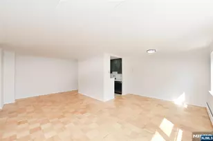 25 Jefferson Street 3D, Hackensack, NJ 07601 - Photo 9