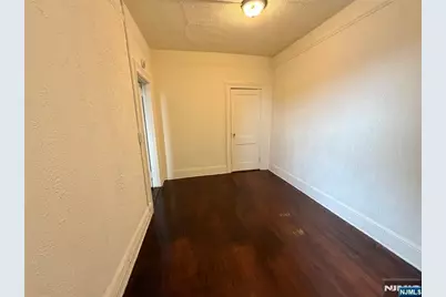 94 Munn Avenue 27 #27, East Orange, NJ 07018 - Photo 5