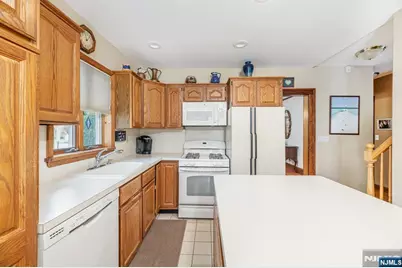 240 Orient Way, Rutherford, NJ 07070 - Photo 7