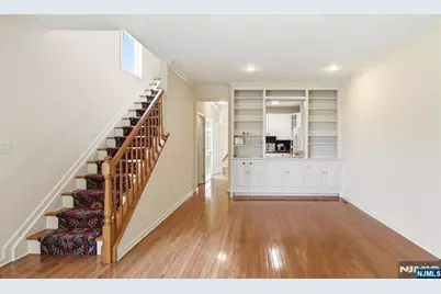 427 Hartford Drive 4028 #4028, Nutley, NJ 07110 - Photo 7