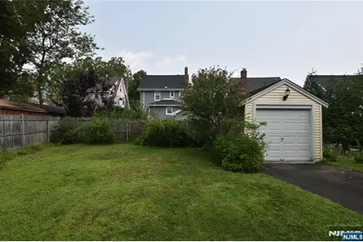 352 Demarest Avenue, Oradell, NJ 07649 - Photo 35