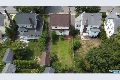 352 Demarest Avenue, Oradell, NJ 07649 - Photo 5