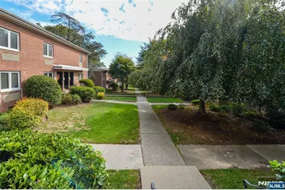 260 Oak Street A3 #A3, Ridgewood, NJ 07450 - Photo 3