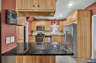 116 Eagle Ave, New Milford, NJ 07646 - Photo 11