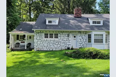 219 Werimus Road, Woodcliff Lake, NJ 07677 - Photo 3